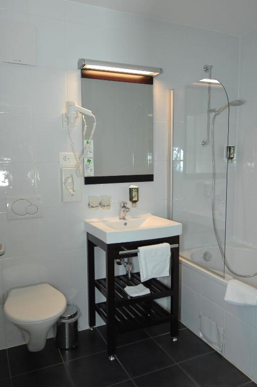 Auberge De La Gare Grandvaux Pokoj fotografie